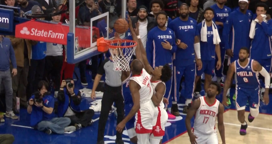 2026世界杯高清赛事直播-主裁判谈干扰球未吹：当时认为是盖帽 没响哨不能看录像改判